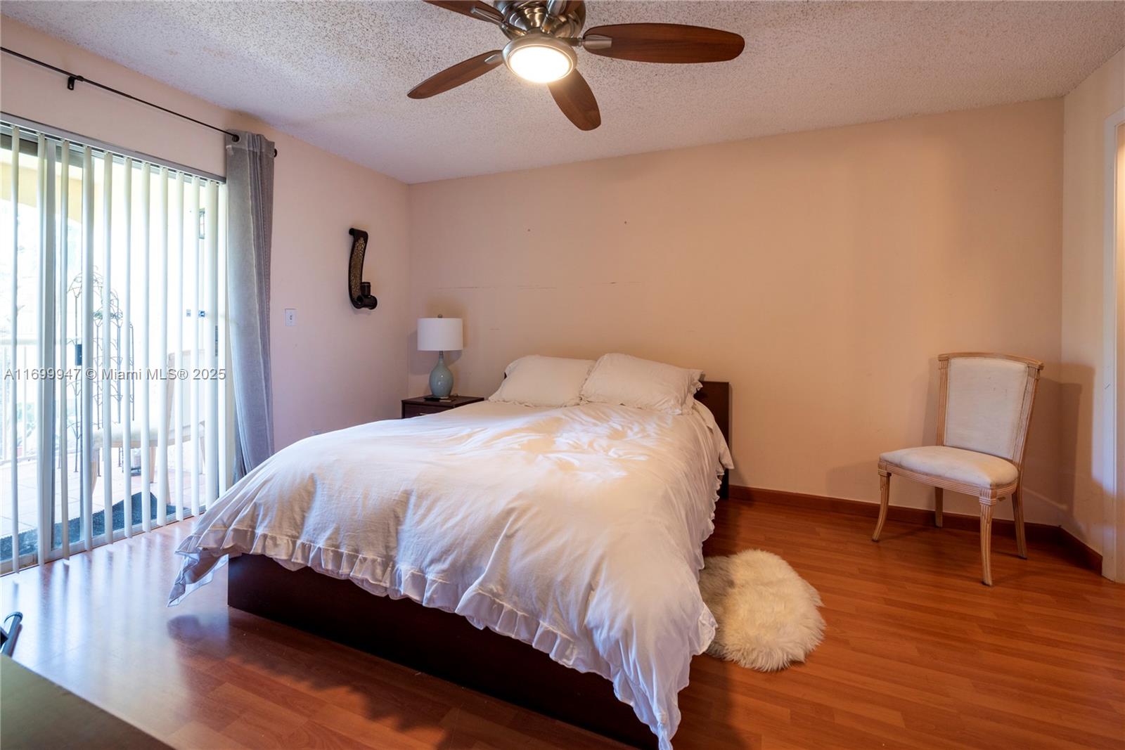 ROYAL GARDEN CONDO - Residential