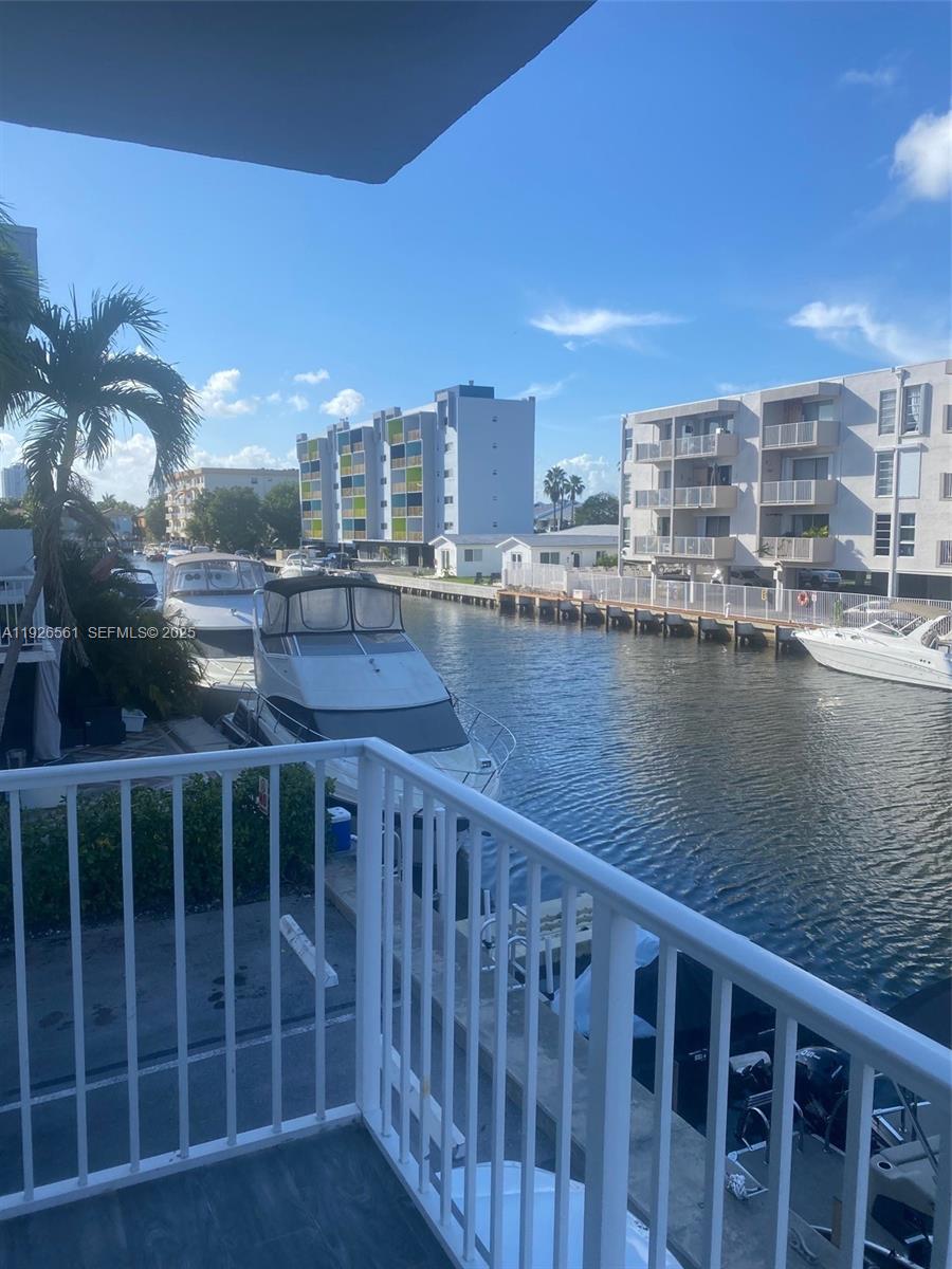 ENCLAVE SHORES CONDO - Residential Lease