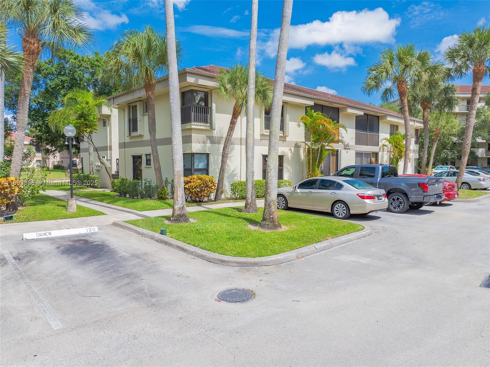 APPLEWOOD VILLAGE IV-E CO - Residential