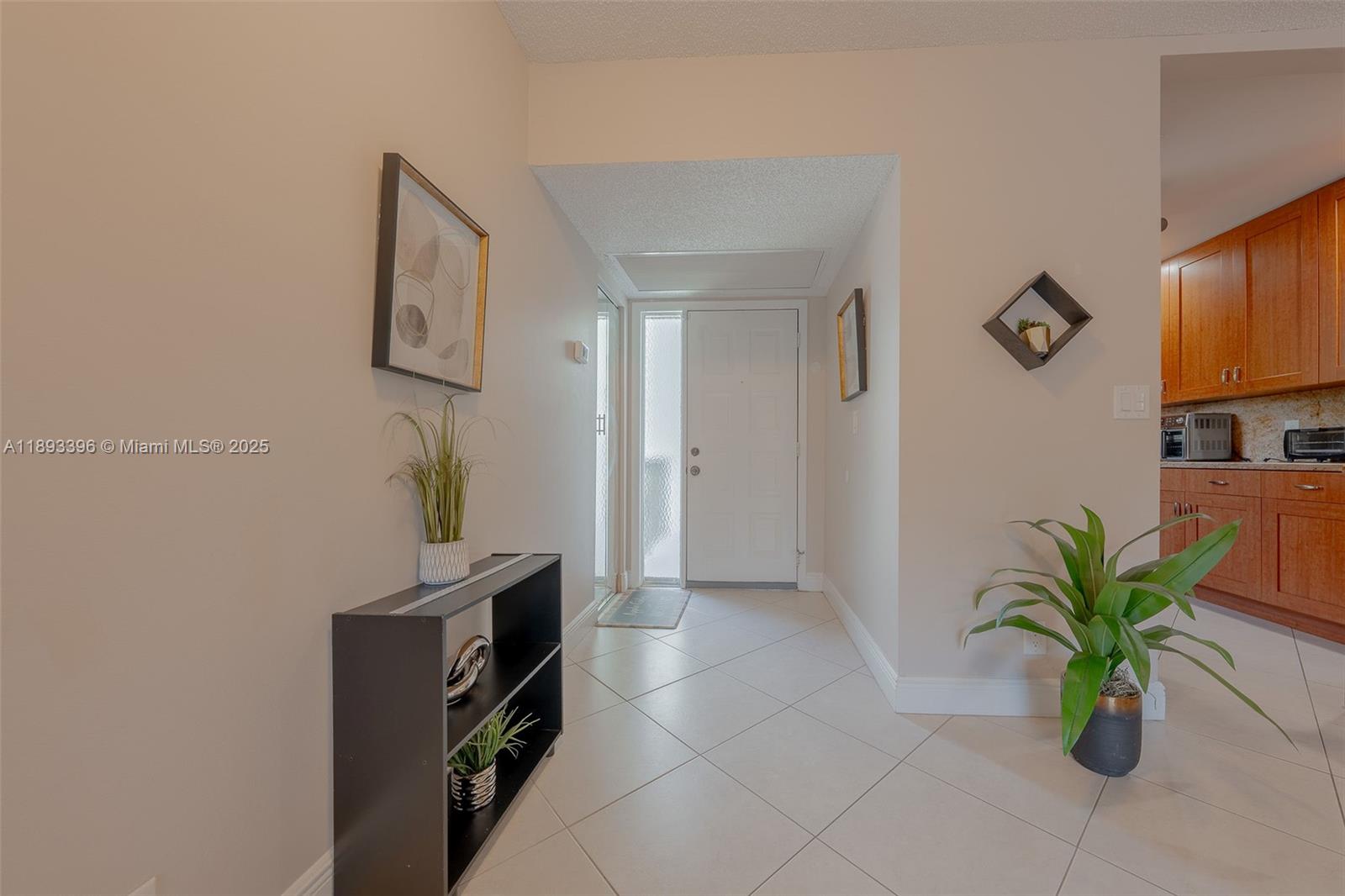 APPLEWOOD VILLAGE IV-E CO - Residential