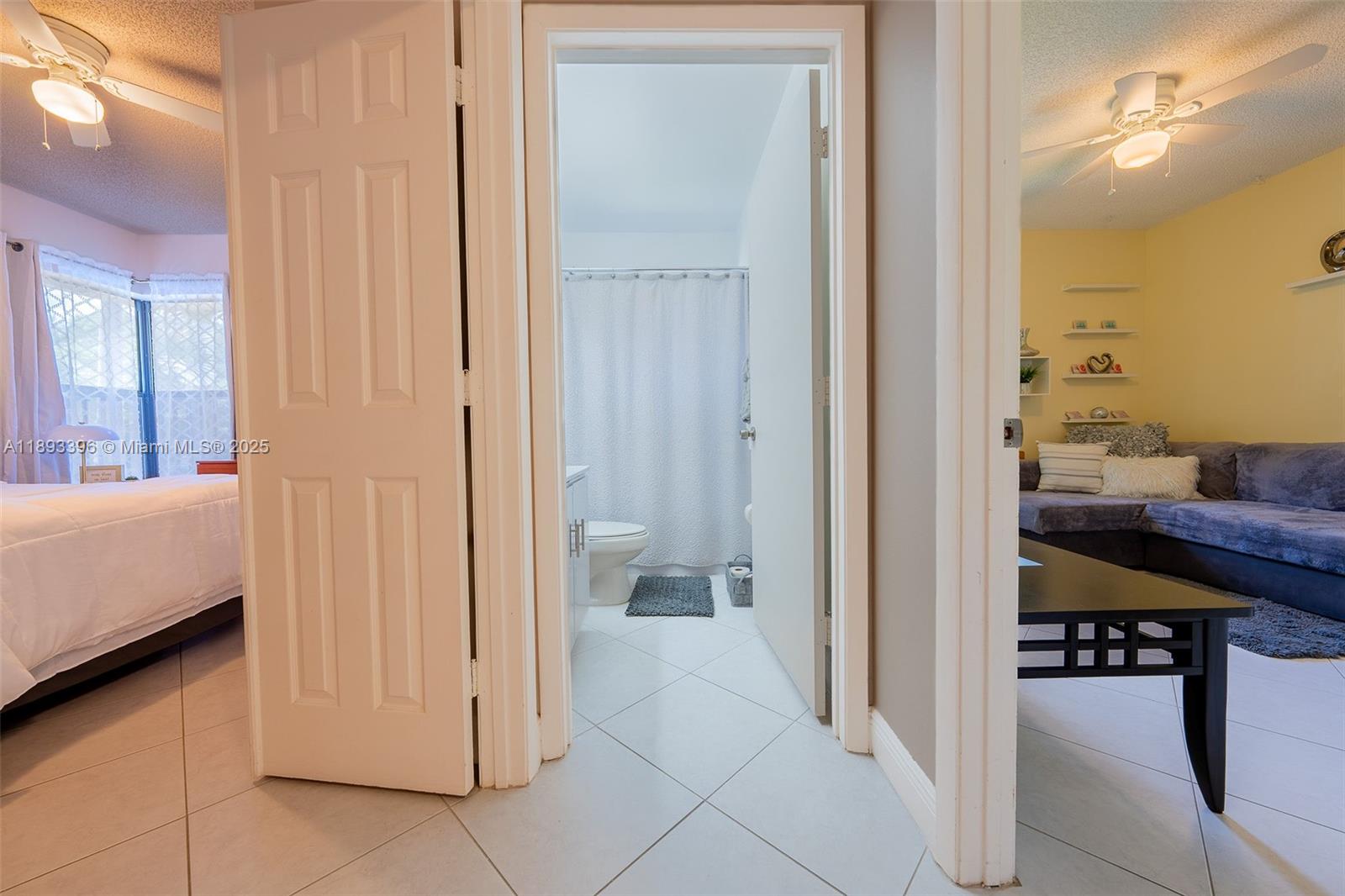 APPLEWOOD VILLAGE IV-E CO - Residential