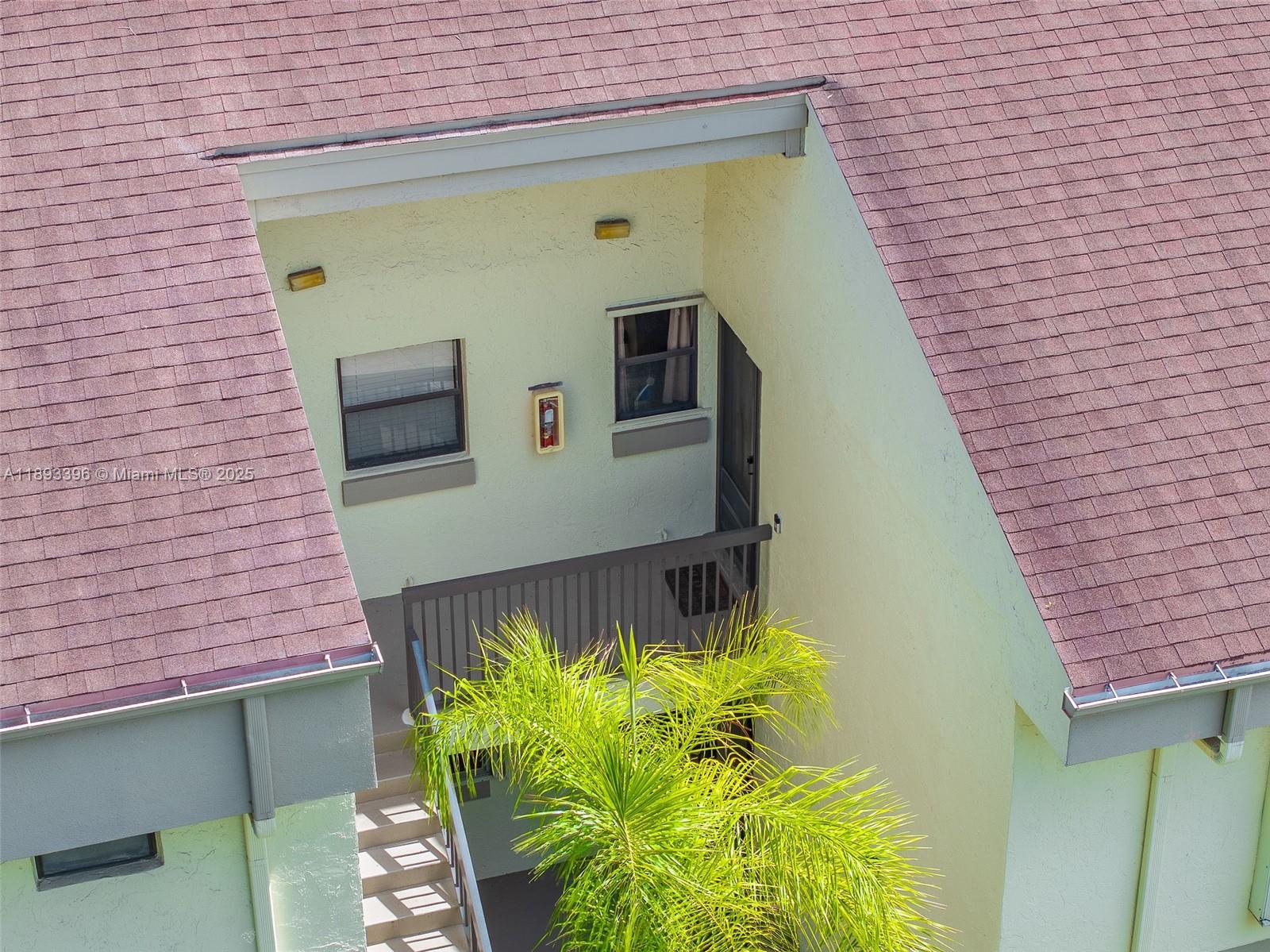 APPLEWOOD VILLAGE IV-E CO - Residential