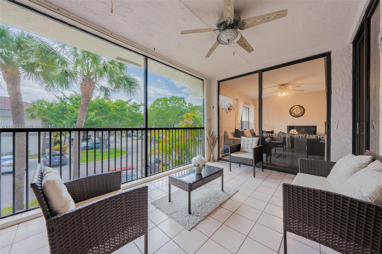 APPLEWOOD VILLAGE IV-E CO - Residential