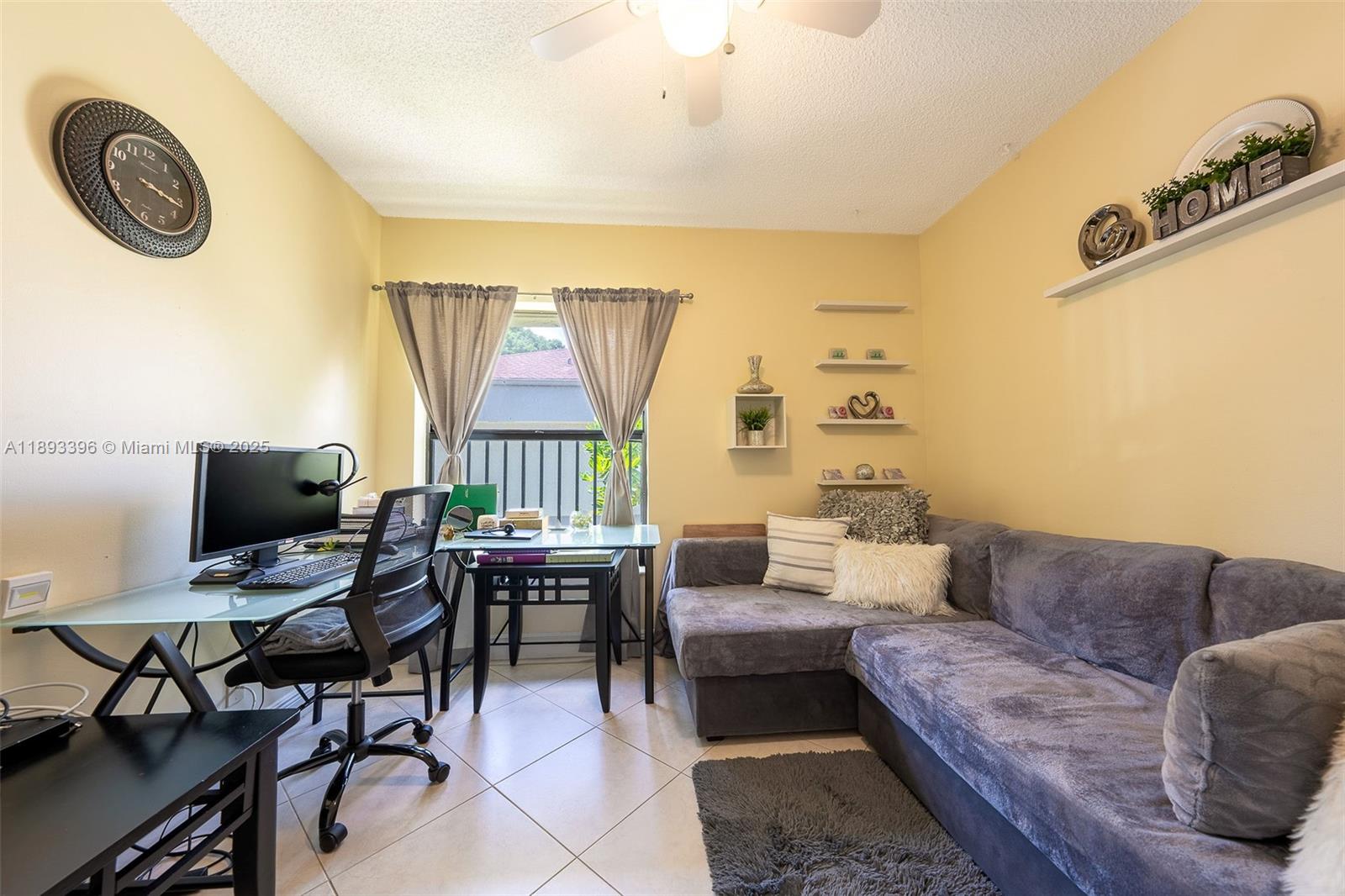 APPLEWOOD VILLAGE IV-E CO - Residential