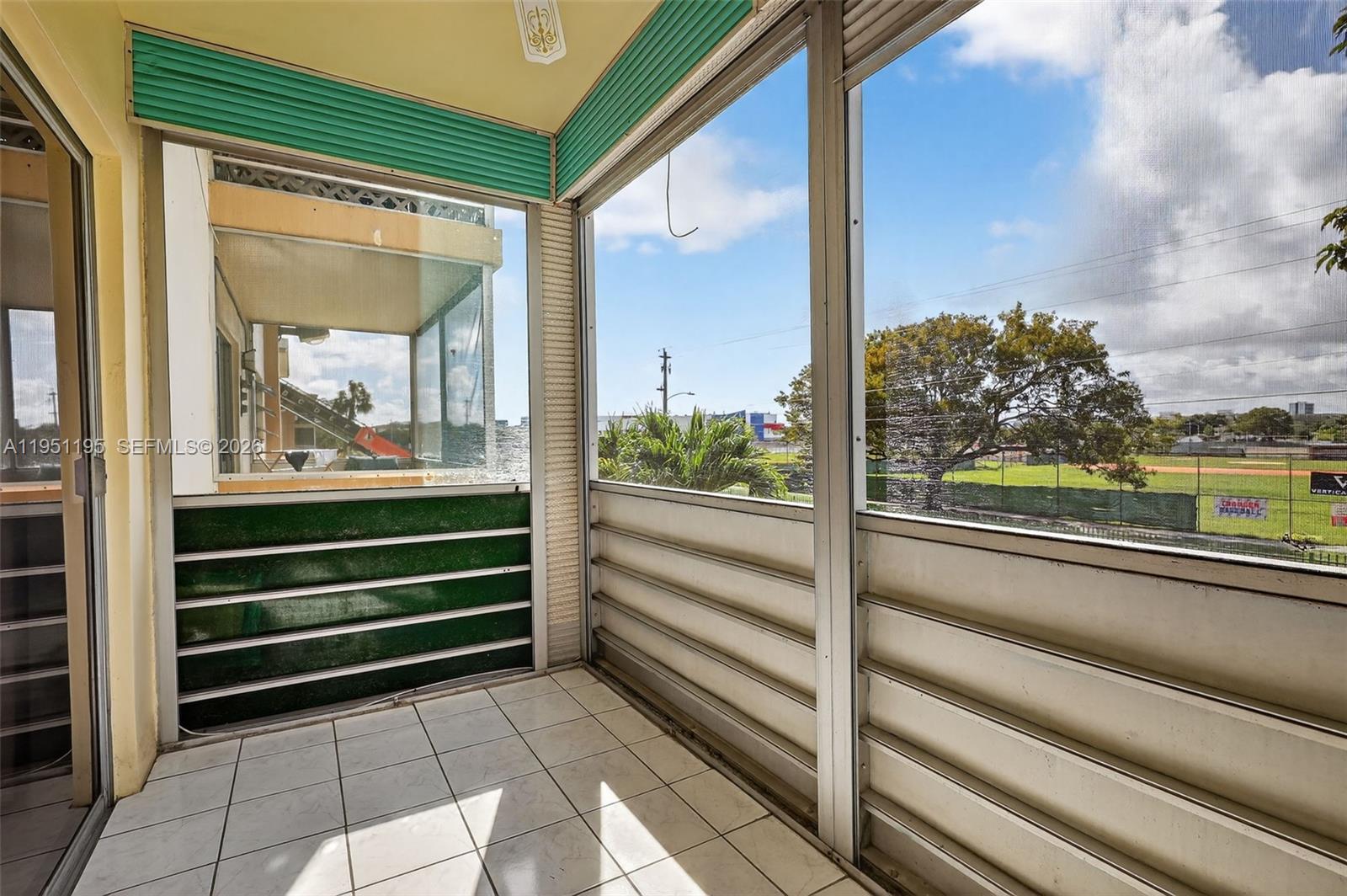 MAR-LEN GARDENS NO 5 CORP - Residential