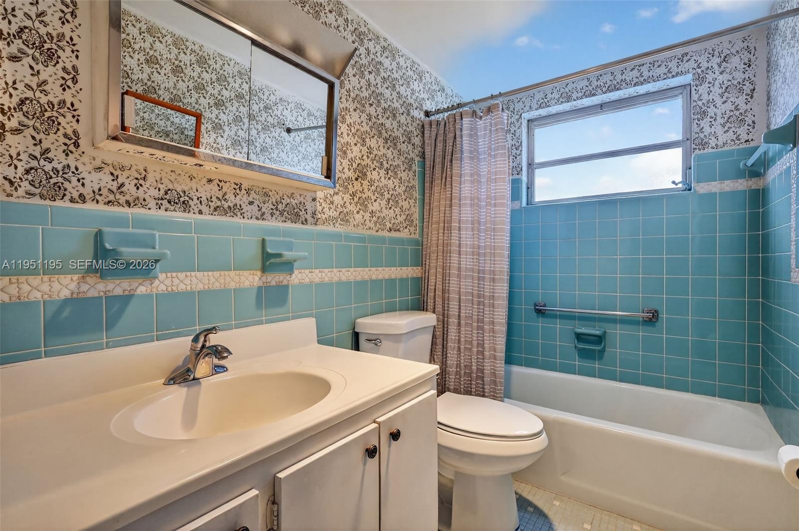 MAR-LEN GARDENS NO 5 CORP - Residential