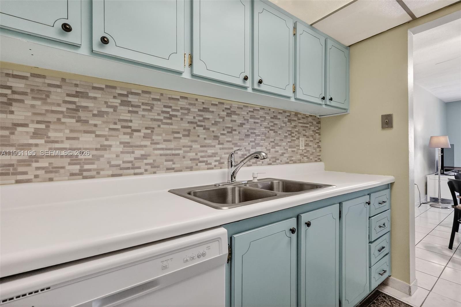 MAR-LEN GARDENS NO 5 CORP - Residential