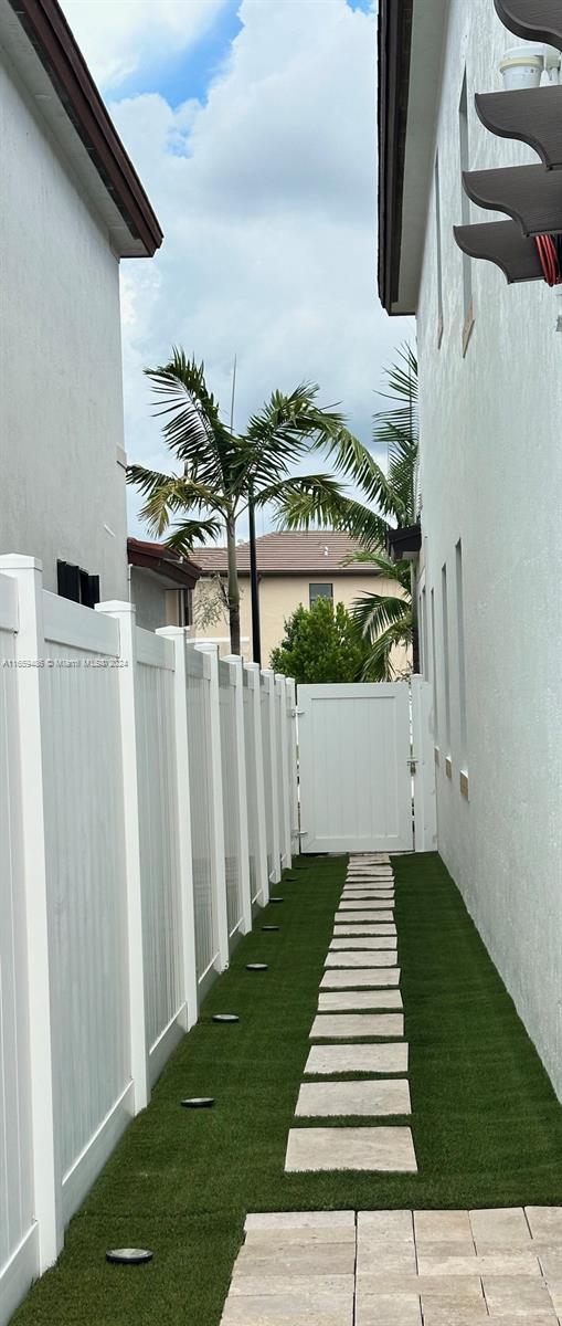 AQUABELLA SECTION TWO - Residential