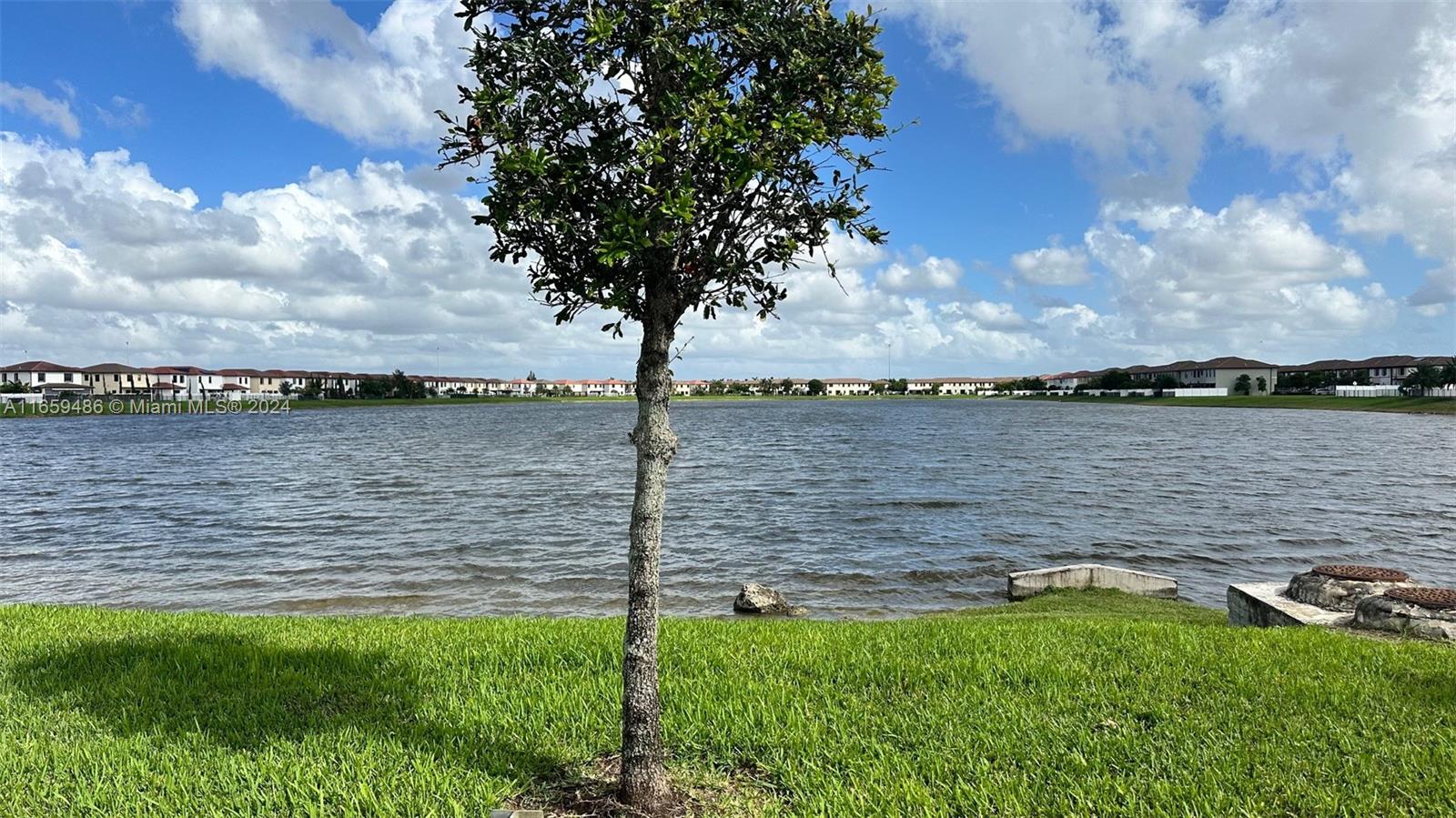 AQUABELLA SECTION TWO - Residential