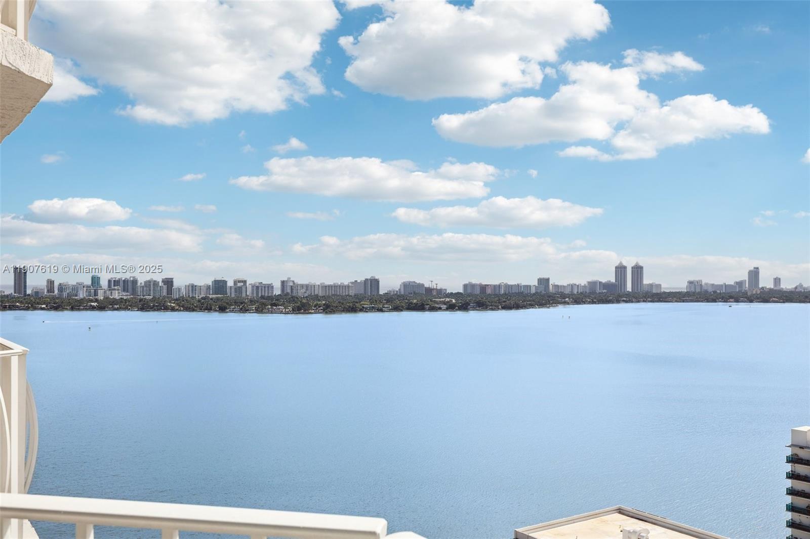 THE GRANDVIEW PALACE COND - Residential