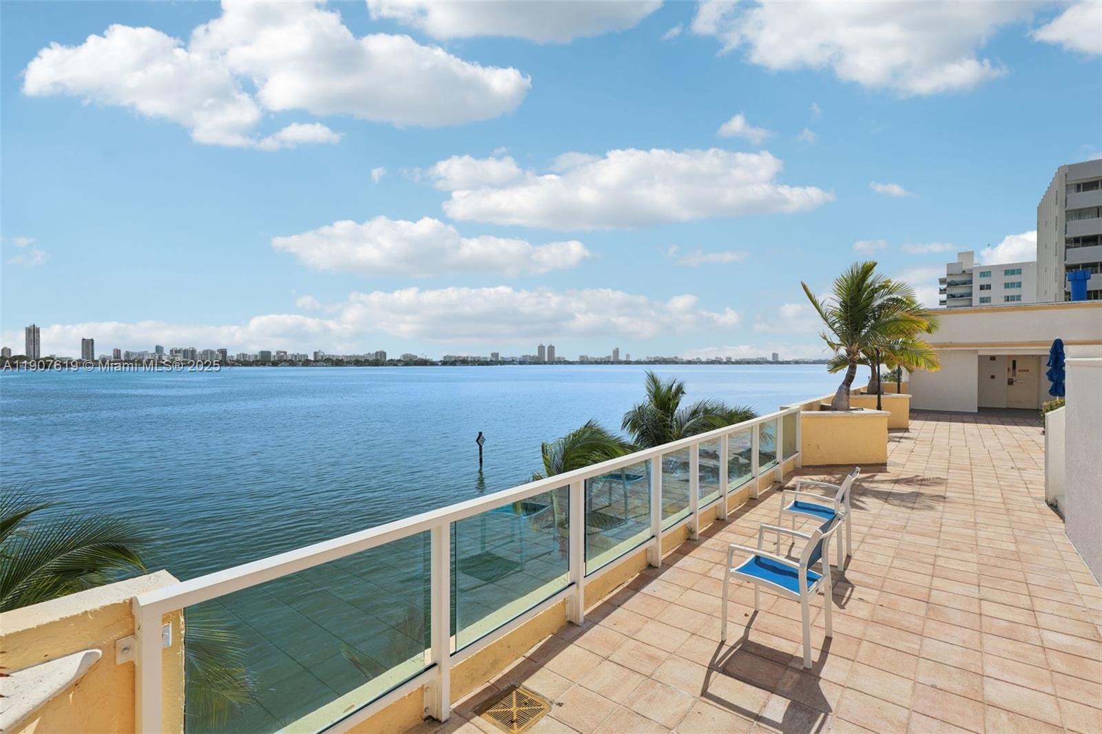 THE GRANDVIEW PALACE COND - Residential