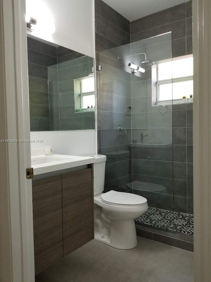 DORAL ISLES ANTILLES 1ST - Residential Lease