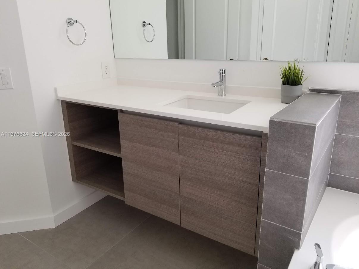 DORAL ISLES ANTILLES 1ST - Residential Lease