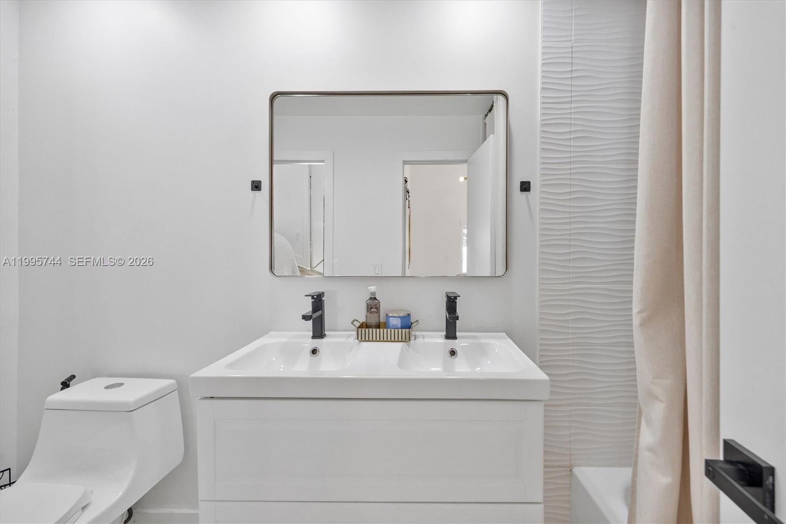 VILG HOMES COUNTRY WALK C - Residential