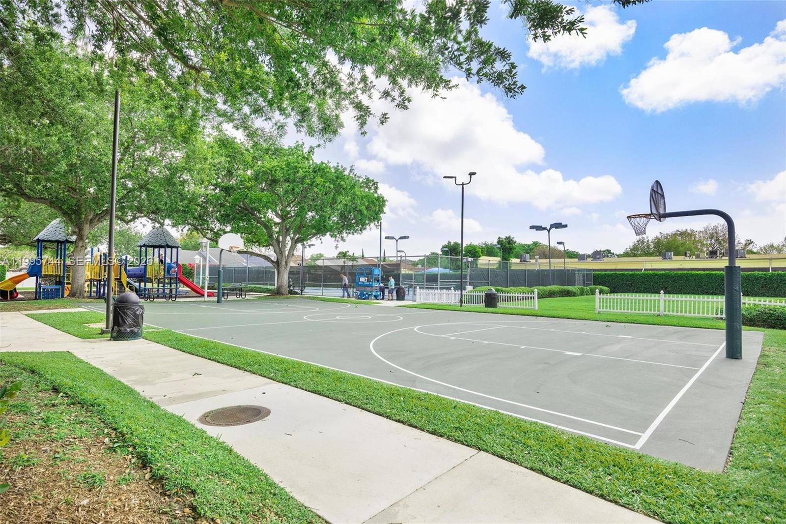 VILG HOMES COUNTRY WALK C - Residential