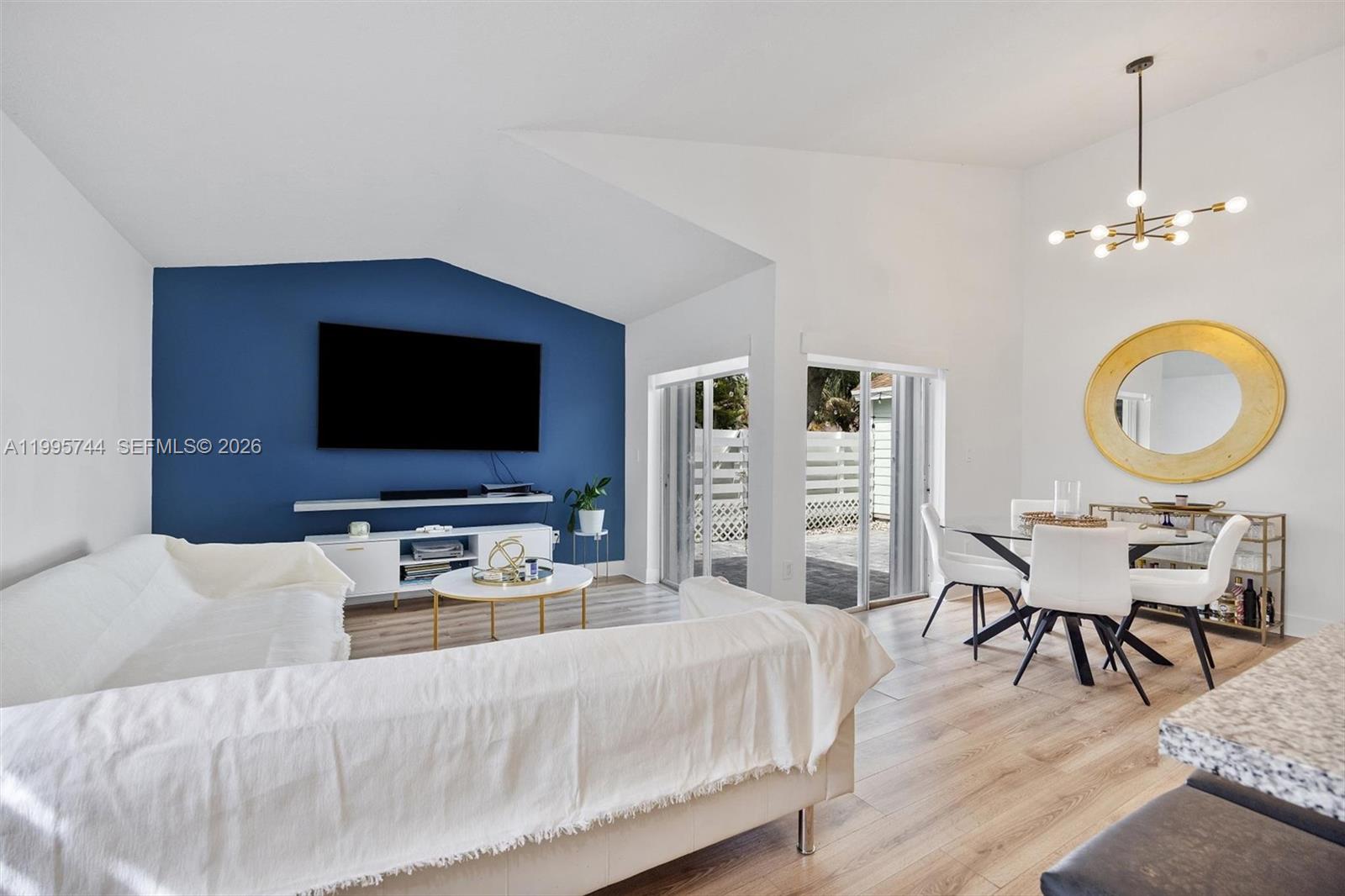 VILG HOMES COUNTRY WALK C - Residential