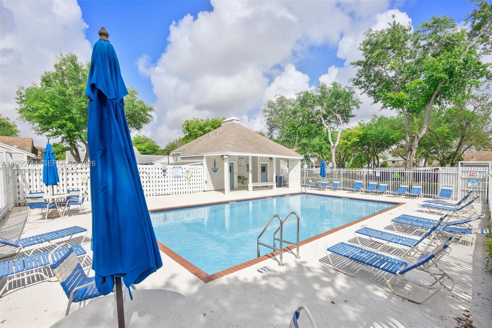 VILG HOMES COUNTRY WALK C - Residential