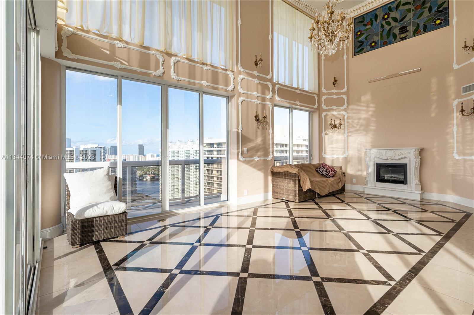 THE LANDMARK CONDO - Residential