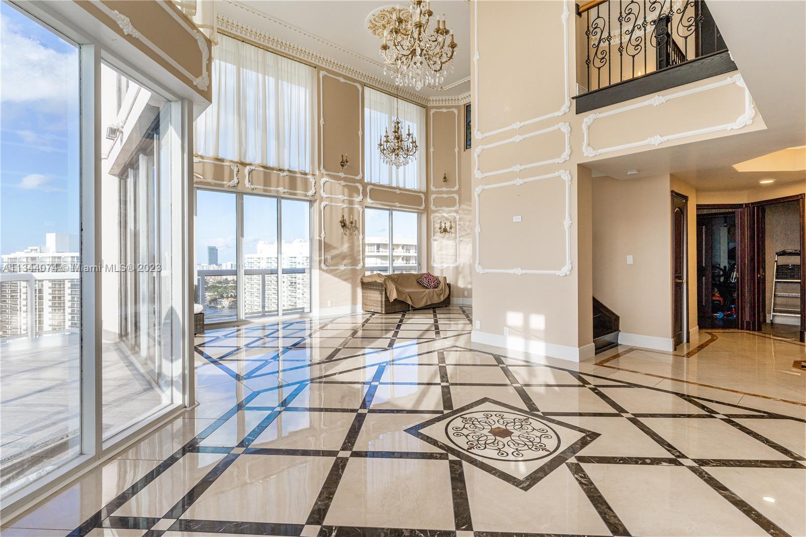 THE LANDMARK CONDO - Residential