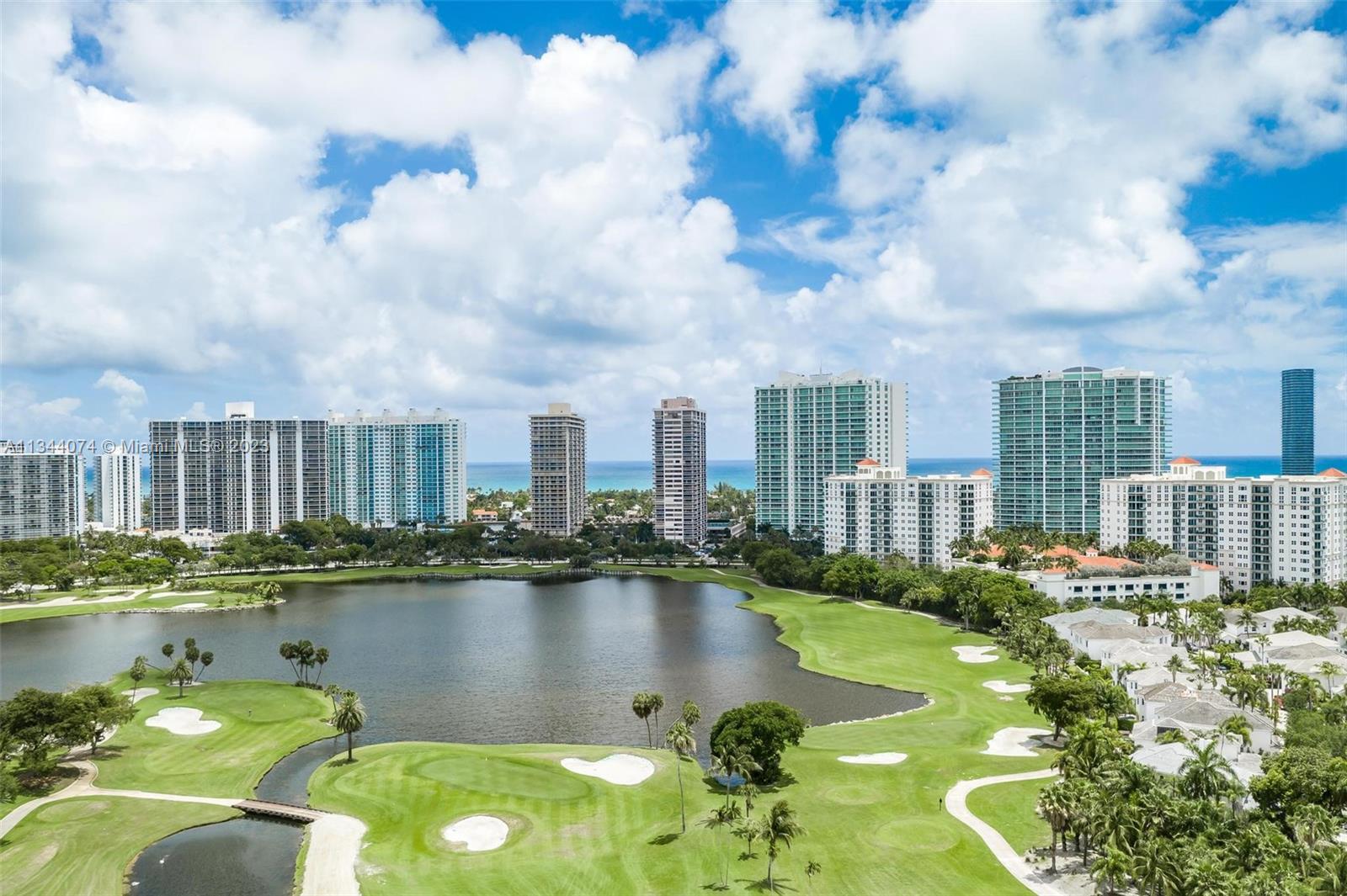 THE LANDMARK CONDO - Residential