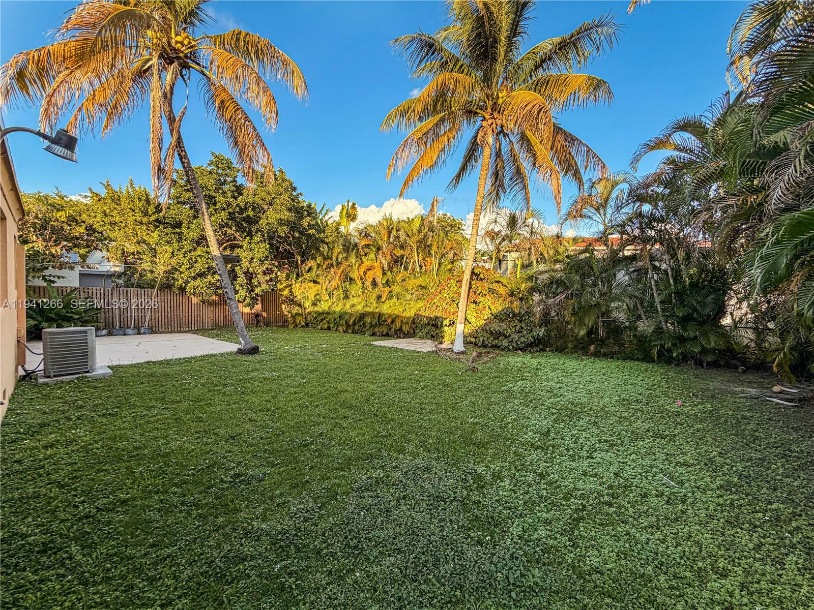 BRICKELL ESTATES - Residential Lease