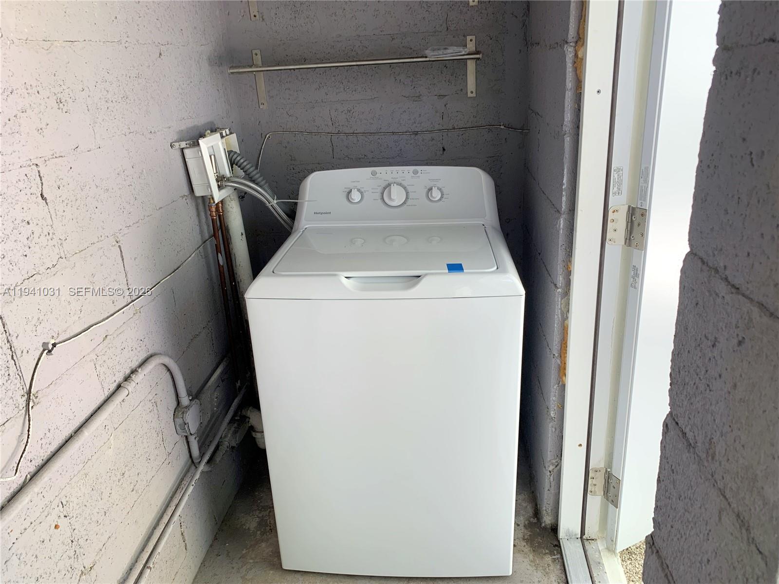 FROW HOMESTEAD - Residential Lease