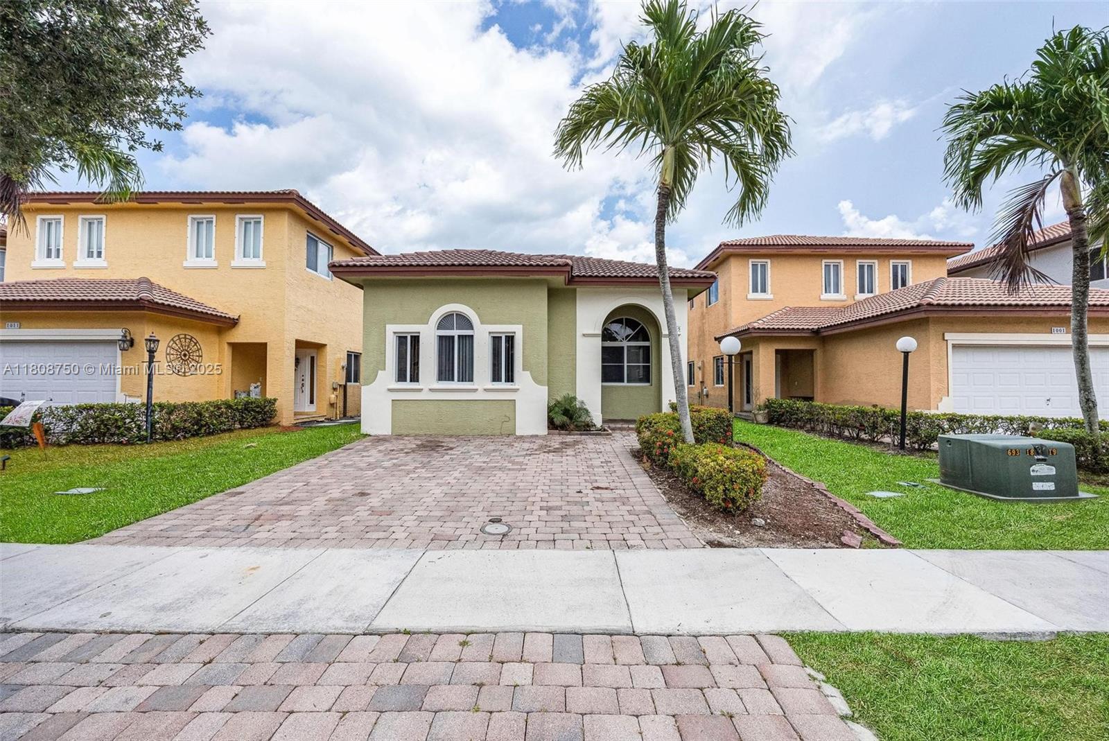 Property for Sale at 1005 Ne 41st Ave, Homestead, Miami-Dade County, Florida - Bedrooms: 3 
Bathrooms: 2  - $426,000