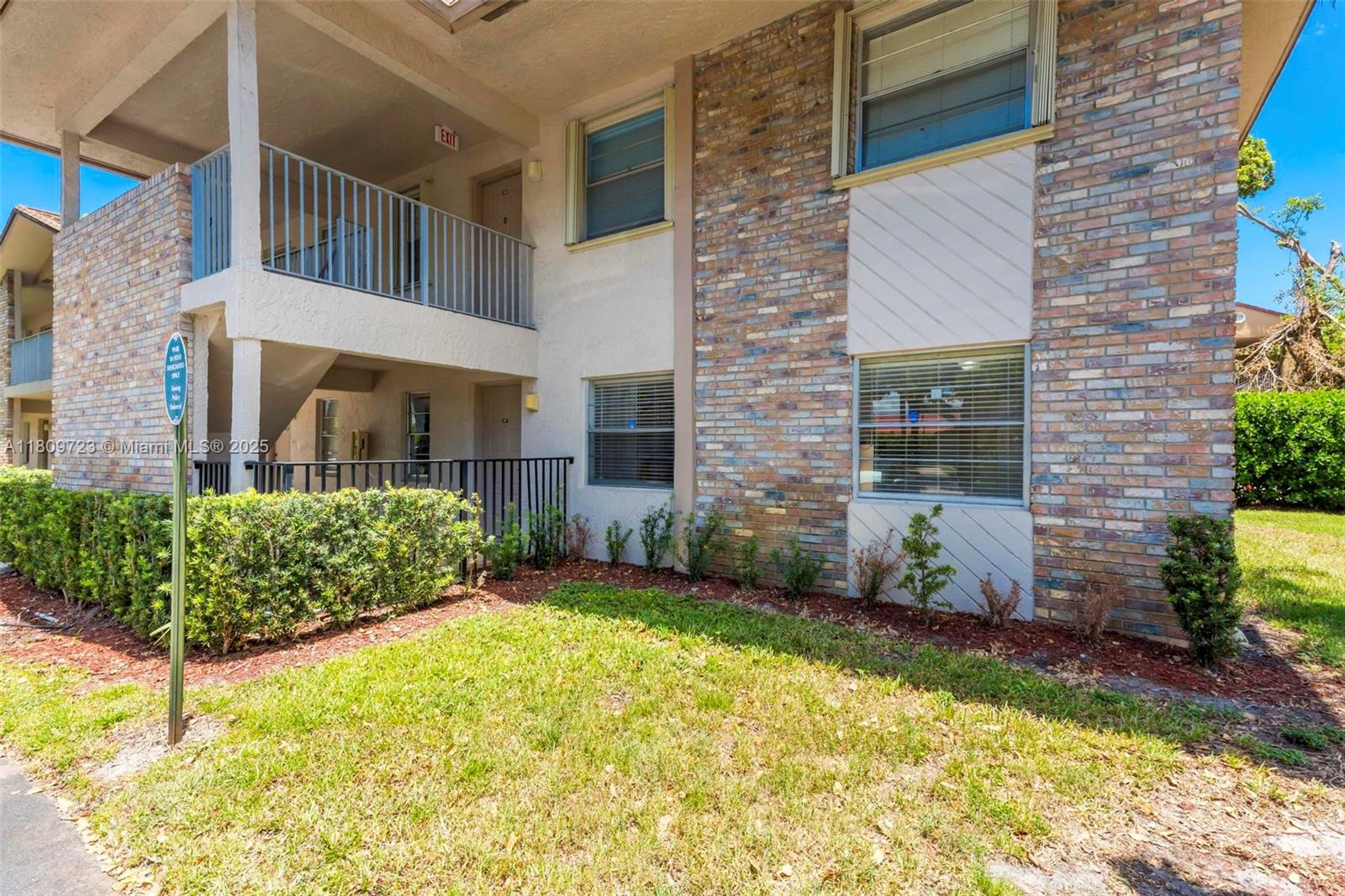 Property for Sale at 8317 Royal Palm Blvd 104, Coral Springs, Broward County, Florida - Bedrooms: 3 
Bathrooms: 2  - $225,000