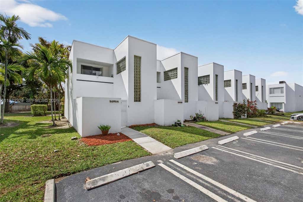 Photo of 5090 Elmhurst Rd #A, West Palm Beach, FL 33417 (MLS # A11970329)