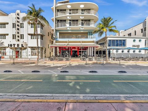 1052 Ocean Dr C203 Miami Beach FL 33139