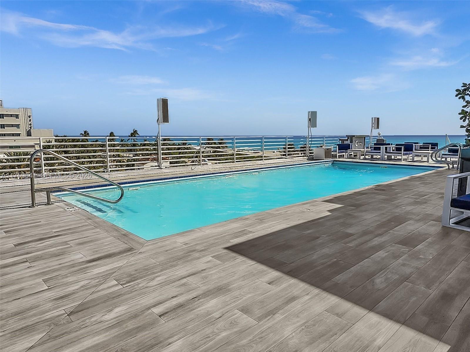 THE STRAND ON OCEAN DRIVE - Residential