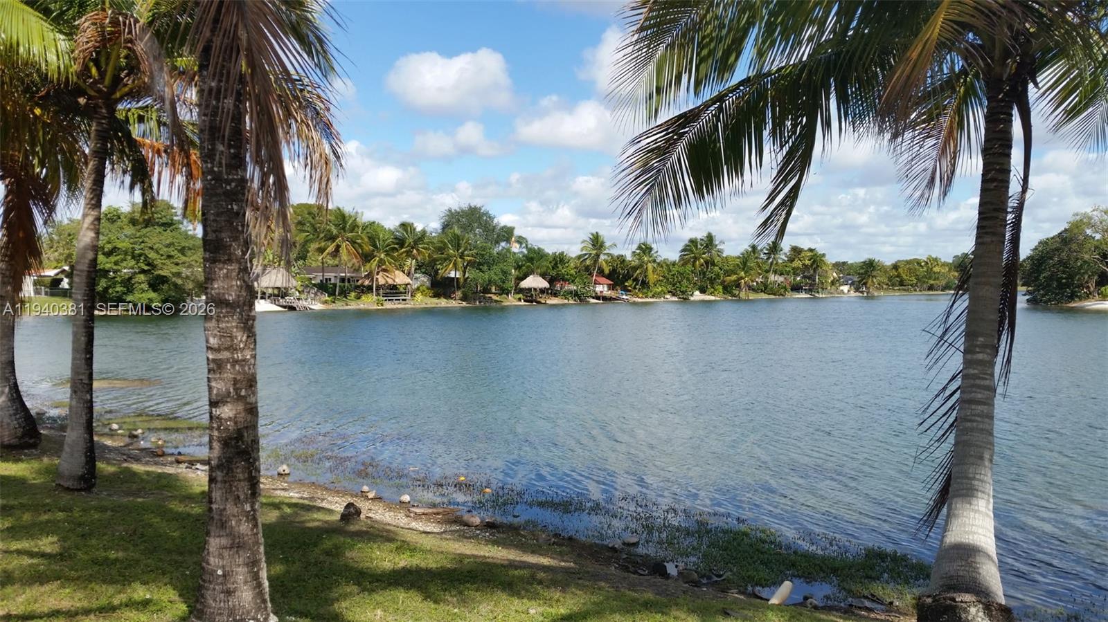 PROMENADE AT KENDALE LAKE - Residential