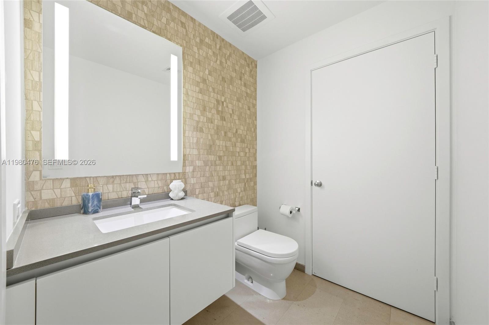 RISE CONDO - Residential Lease