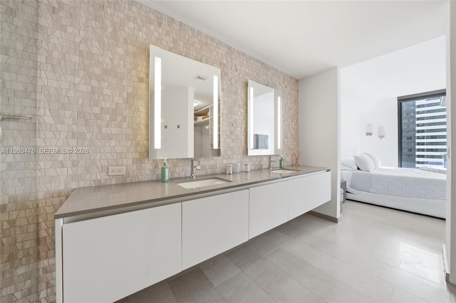 RISE CONDO - Residential Lease