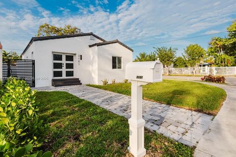 2101 SW 16th Ter Miami FL 33145