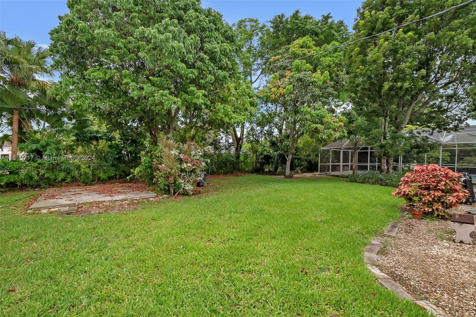 CORAL REEF ESTATES 2ND AD - Residential
