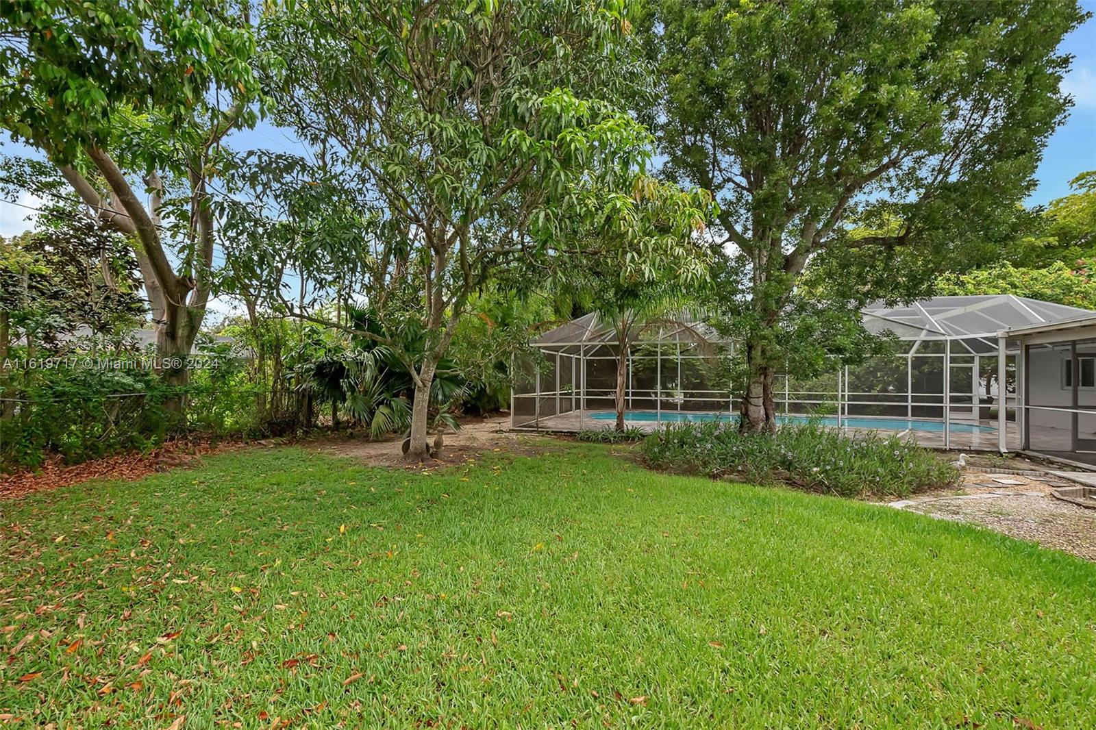 CORAL REEF ESTATES 2ND AD - Residential