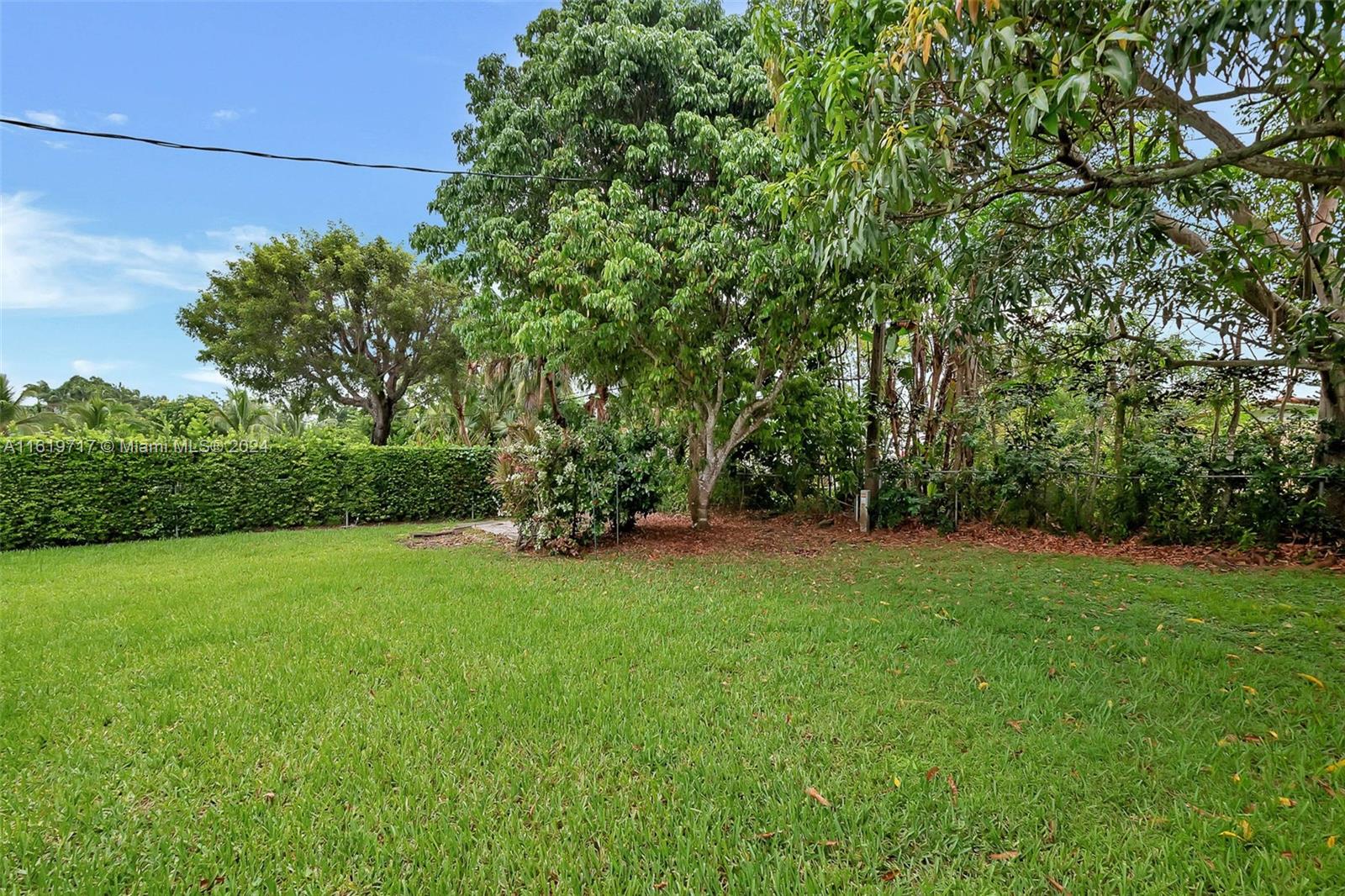 CORAL REEF ESTATES 2ND AD - Residential