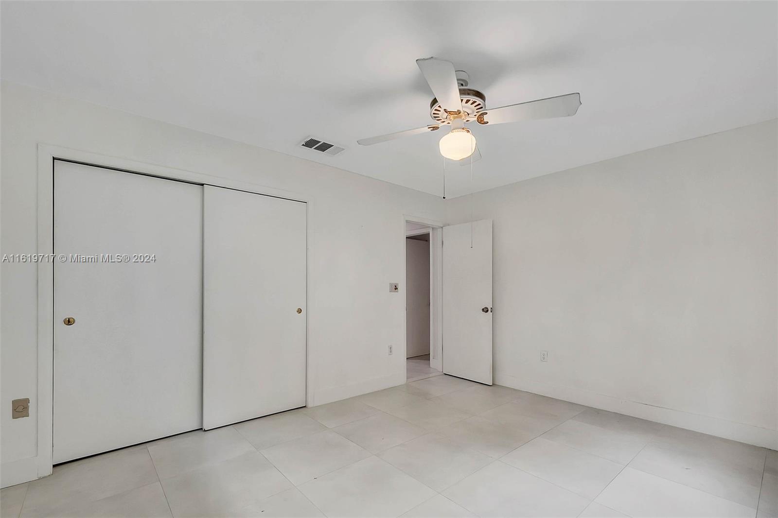 CORAL REEF ESTATES 2ND AD - Residential
