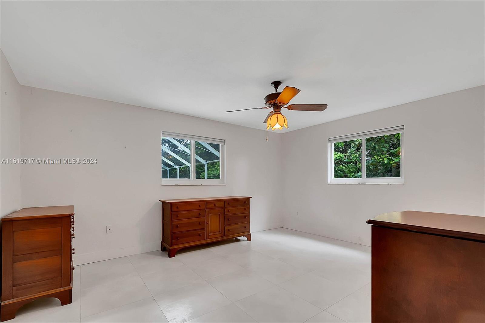 CORAL REEF ESTATES 2ND AD - Residential