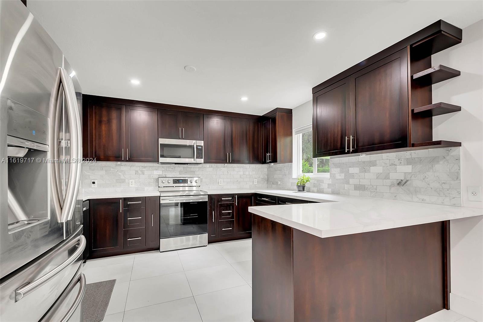 CORAL REEF ESTATES 2ND AD - Residential