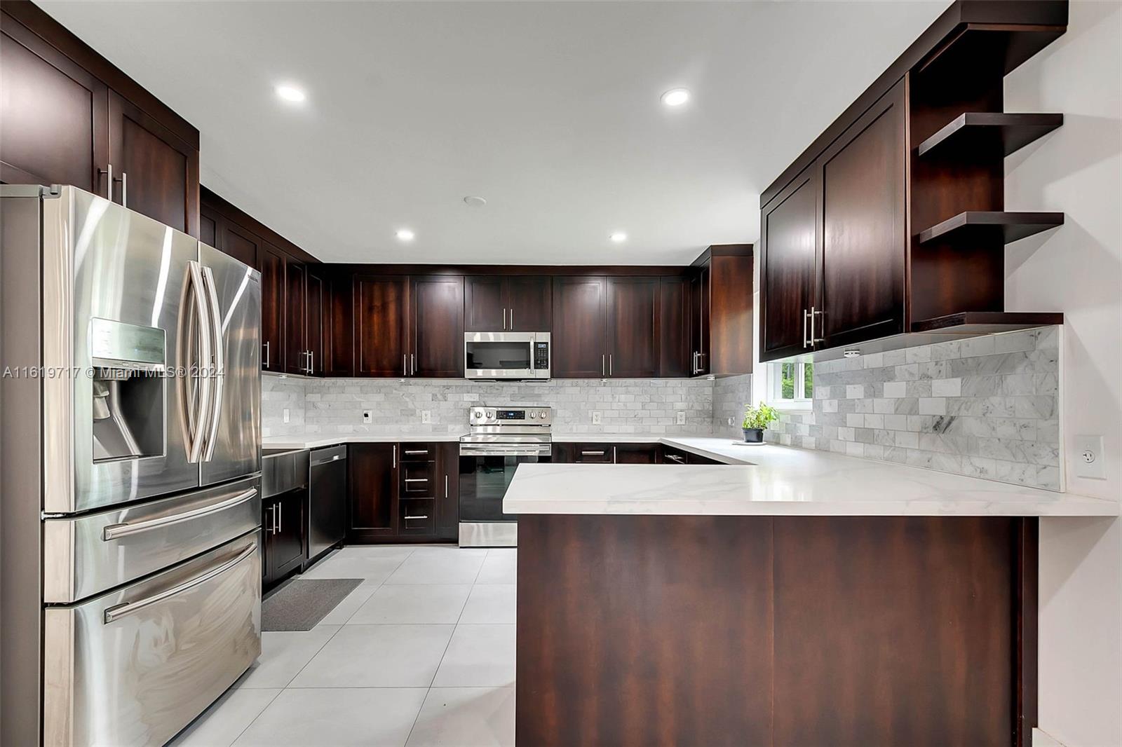 CORAL REEF ESTATES 2ND AD - Residential