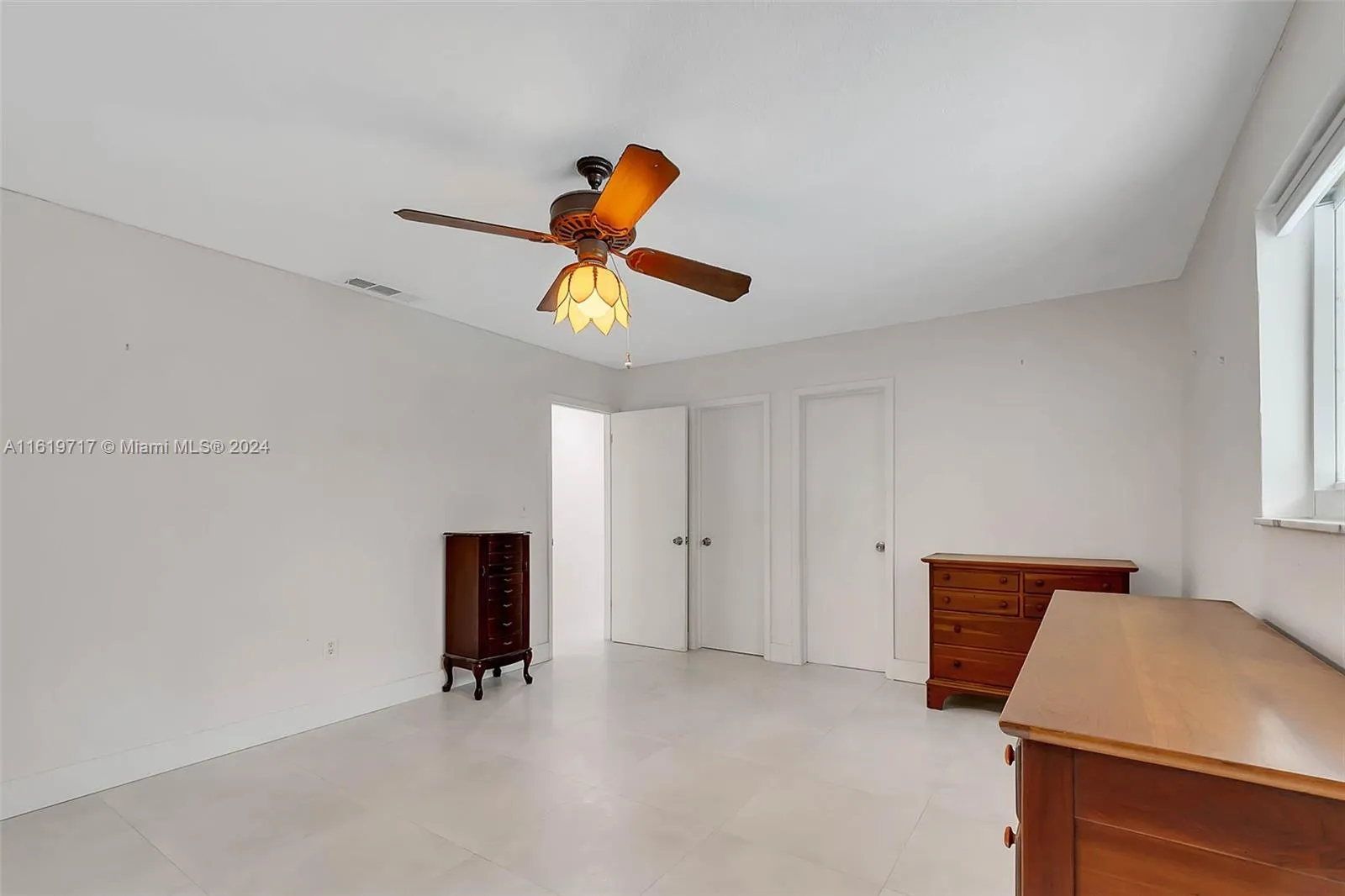 Palmetto Bay, Florida 33157, United States, 4 Bedrooms Bedrooms, ,2 BathroomsBathrooms,Residential,Pending,52836