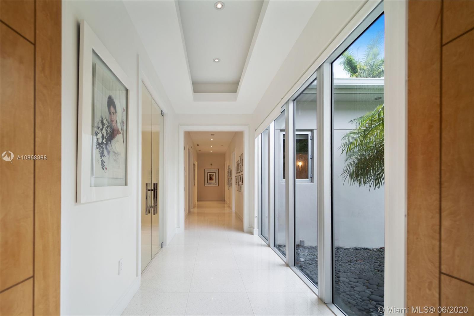 VICTORIA GARDENS - Residential