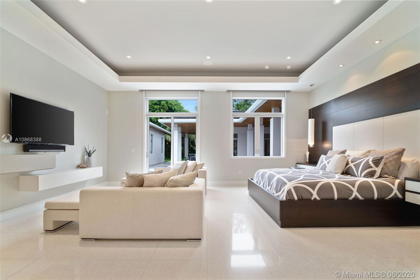 VICTORIA GARDENS - Residential