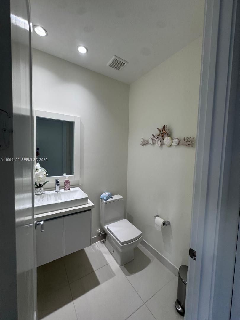LANDMARK AT DORAL - Residential