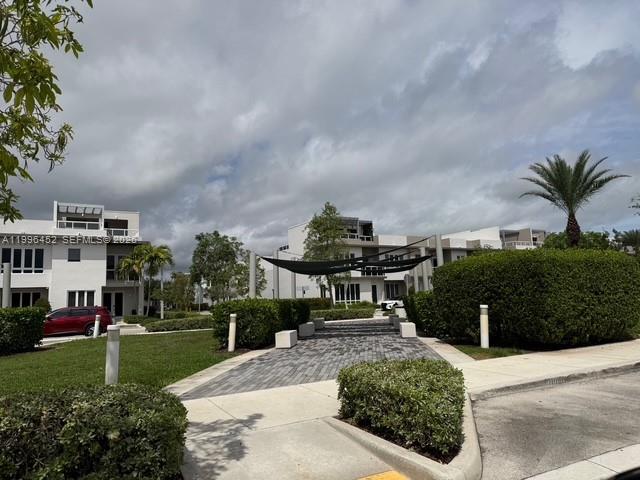 LANDMARK AT DORAL - Residential