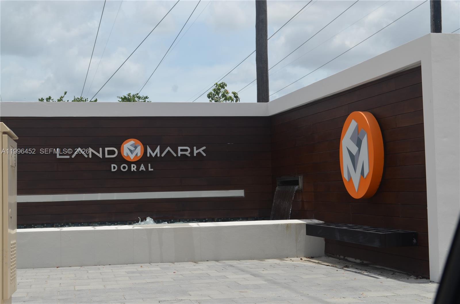 LANDMARK AT DORAL - Residential