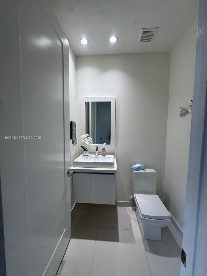 LANDMARK AT DORAL - Residential
