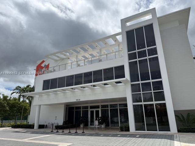 LANDMARK AT DORAL - Residential